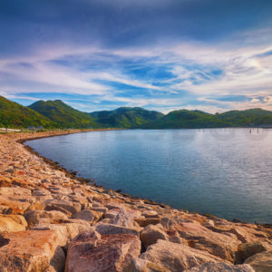 Sunny Bay 01
